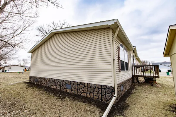 $90,000 | 1008 4th Avenue East, West Fargo, ND 58078