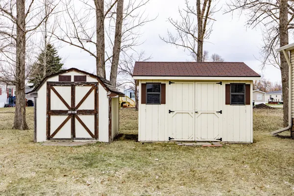 $90,000 | 1008 4th Avenue East, West Fargo, ND 58078