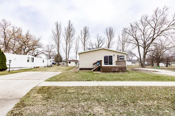 $90,000 | 1008 4th Avenue East, West Fargo, ND 58078