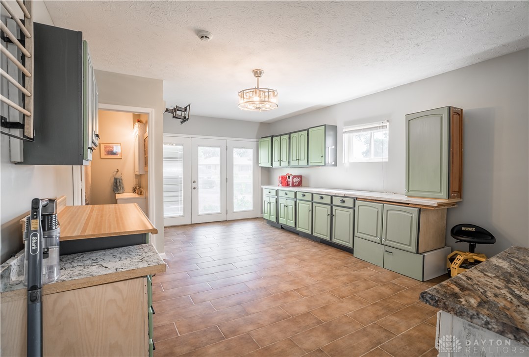4283 Osborn Road Medway, OH 45341 - Photo 13 of 29 Gallery Image 13