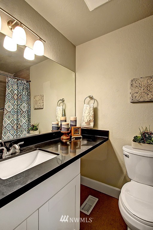 1816 225th Street Southeast Bothell, WA 98021 - Photo 8 of 18