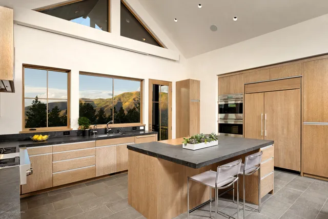 $150,000 | 991 Moore Drive, Aspen, CO 81611