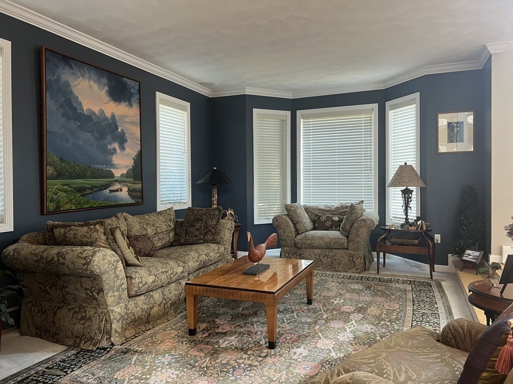 20 Campbell Road Middleton, MA 01949 - Photo 4 of 22 Gallery Image 4
