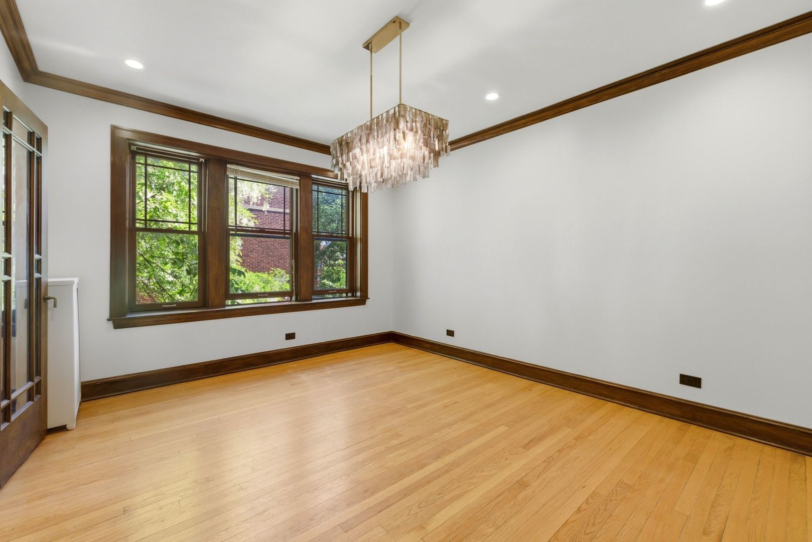 528 Sheridan Road, Unit 2A Evanston, IL 60202 - Photo 10 of 14