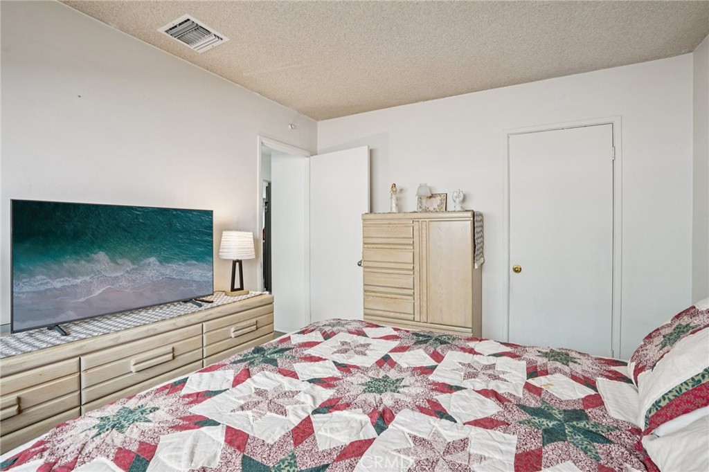 23616 Atmore Avenue Carson, CA 90745 - Photo 21 of 44