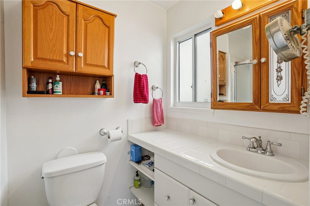 23616 Atmore Avenue Carson, CA 90745 - Photo 24 of 44