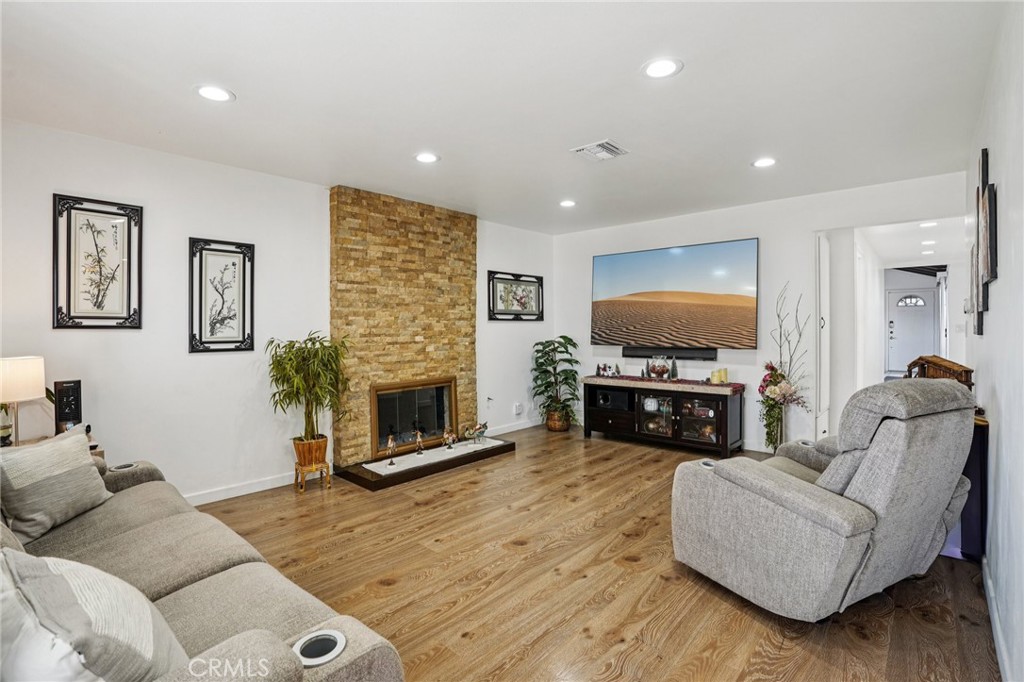 23616 Atmore Avenue Carson, CA 90745 - Photo 8 of 44