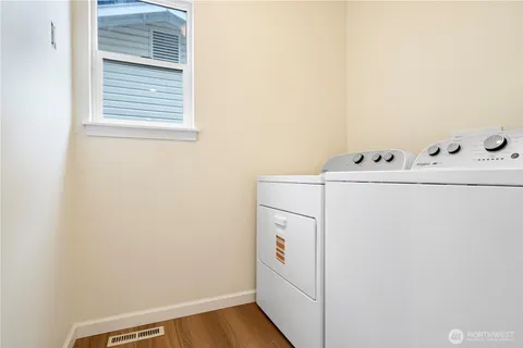 $875,000 | 465 Field Place Northeast, Renton, WA 98059