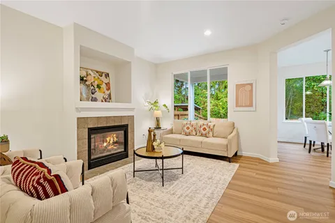 $875,000 | 465 Field Place Northeast, Renton, WA 98059