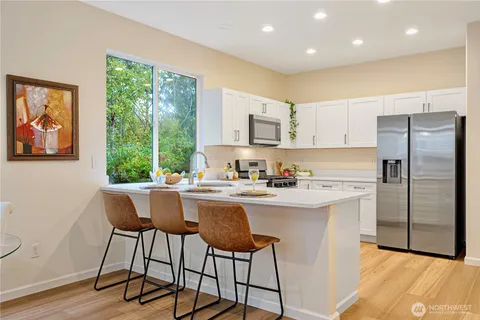 $875,000 | 465 Field Place Northeast, Renton, WA 98059