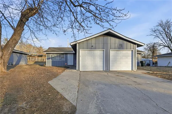 $210,000 | 620 North 13th Terrace, Leavenworth, KS 66048