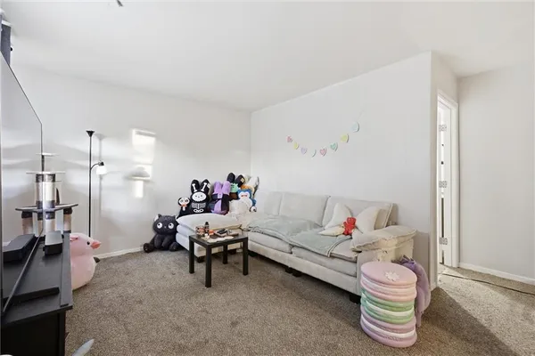 $210,000 | 620 North 13th Terrace, Leavenworth, KS 66048