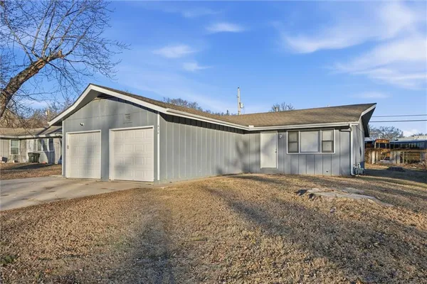 $210,000 | 620 North 13th Terrace, Leavenworth, KS 66048