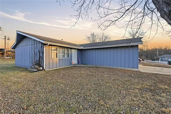 $210,000 | 620 North 13th Terrace, Leavenworth, KS 66048