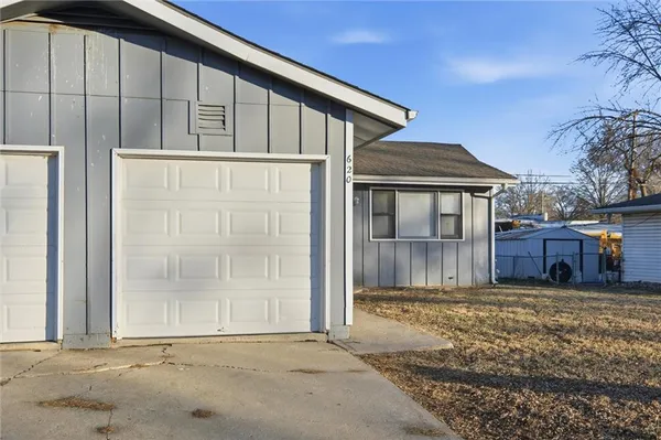 $210,000 | 620 North 13th Terrace, Leavenworth, KS 66048