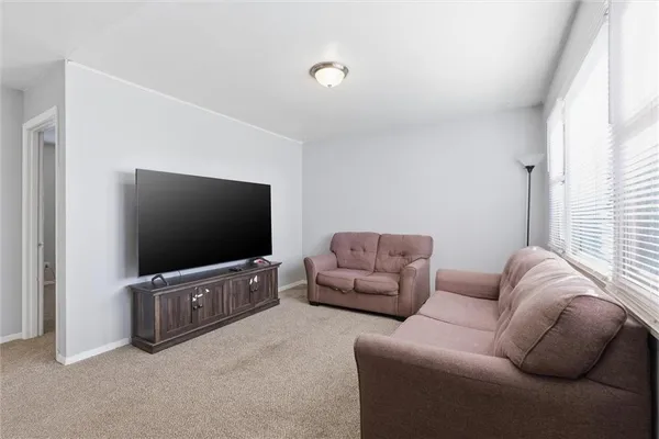 $210,000 | 620 North 13th Terrace, Leavenworth, KS 66048