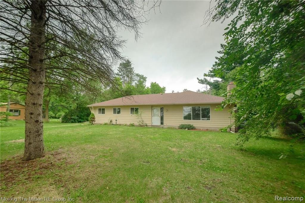 47970 Hull Road Belleville, MI 48111 - Photo 29 of 37
