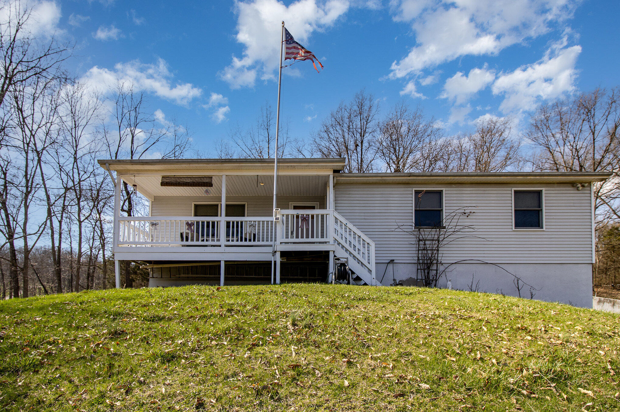 9260 Cryer Road California, KY 41007 - Photo 1 of 29