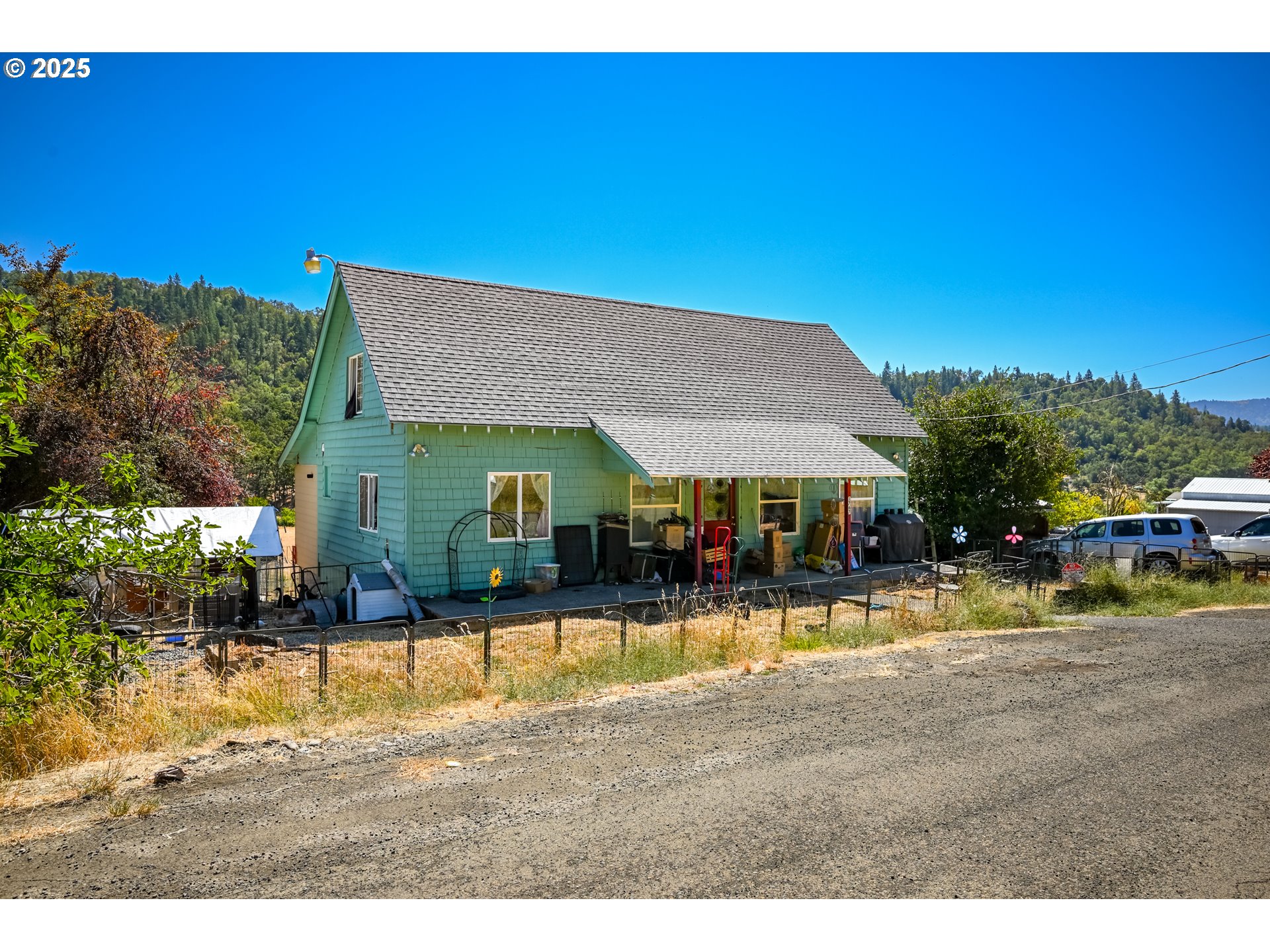 1745 Rifle Range Street Roseburg, OR 97470 - Photo 15 of 47