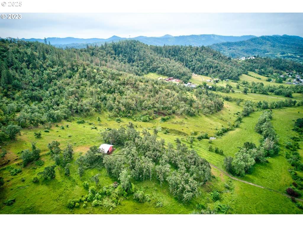 1745 Rifle Range Street Roseburg, OR 97470 - Photo 47 of 47