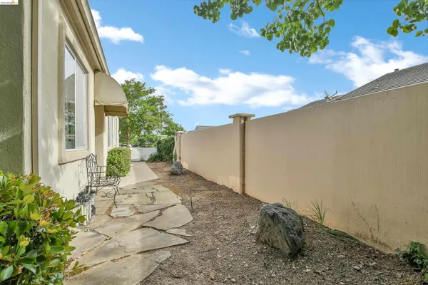 $520,000 | 1720 Jubilee Drive, Brentwood, CA 94513