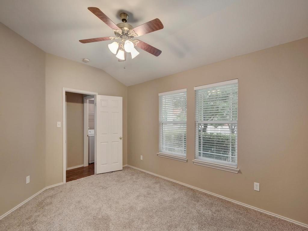 153 Chesser Kyle, TX 78640 - Photo 8 of 17