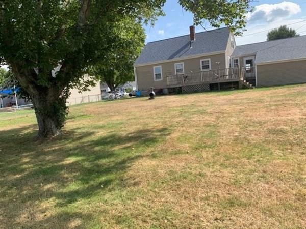 81 Ralph Chapman Road Swansea, MA 02777 - Photo 2 of 15 Gallery Image 2
