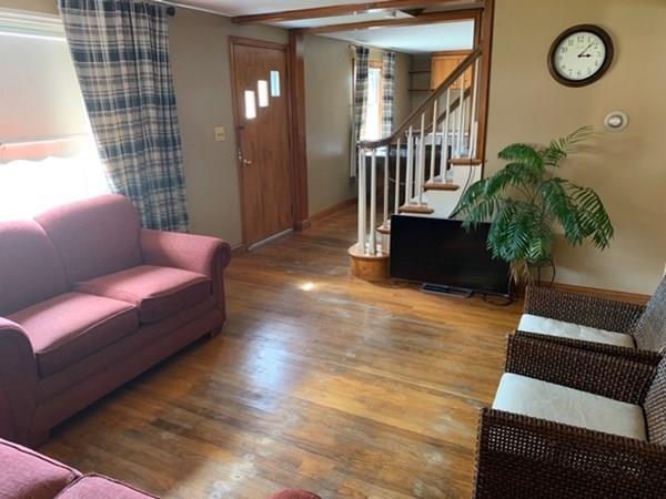 81 Ralph Chapman Road Swansea, MA 02777 - Photo 3 of 15 Gallery Image 3