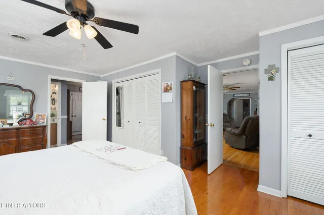 $235,000 | 4921 West Cumberland Avenue, Middlesboro, KY 40965