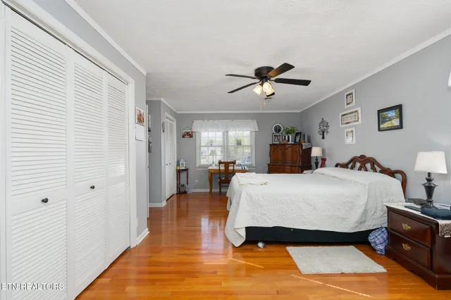 $235,000 | 4921 West Cumberland Avenue, Middlesboro, KY 40965