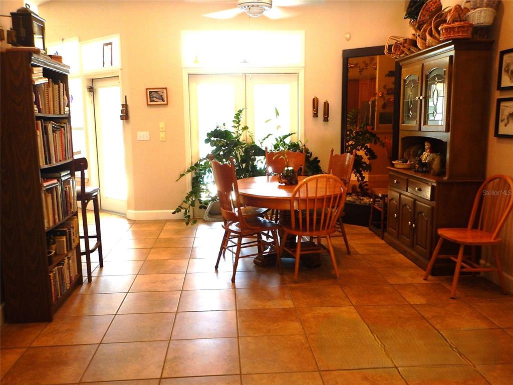 8315 Lilly Lake Road Melrose, FL 32666 - Photo 6 of 46