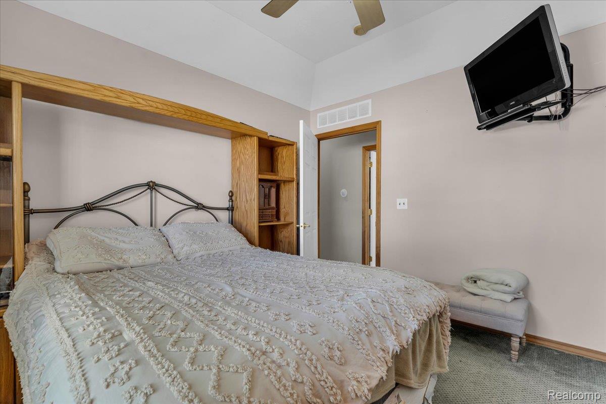 27520 West Road Romulus, MI 48174 - Photo 42 of 72 35-27520 West Rd-35.jpg