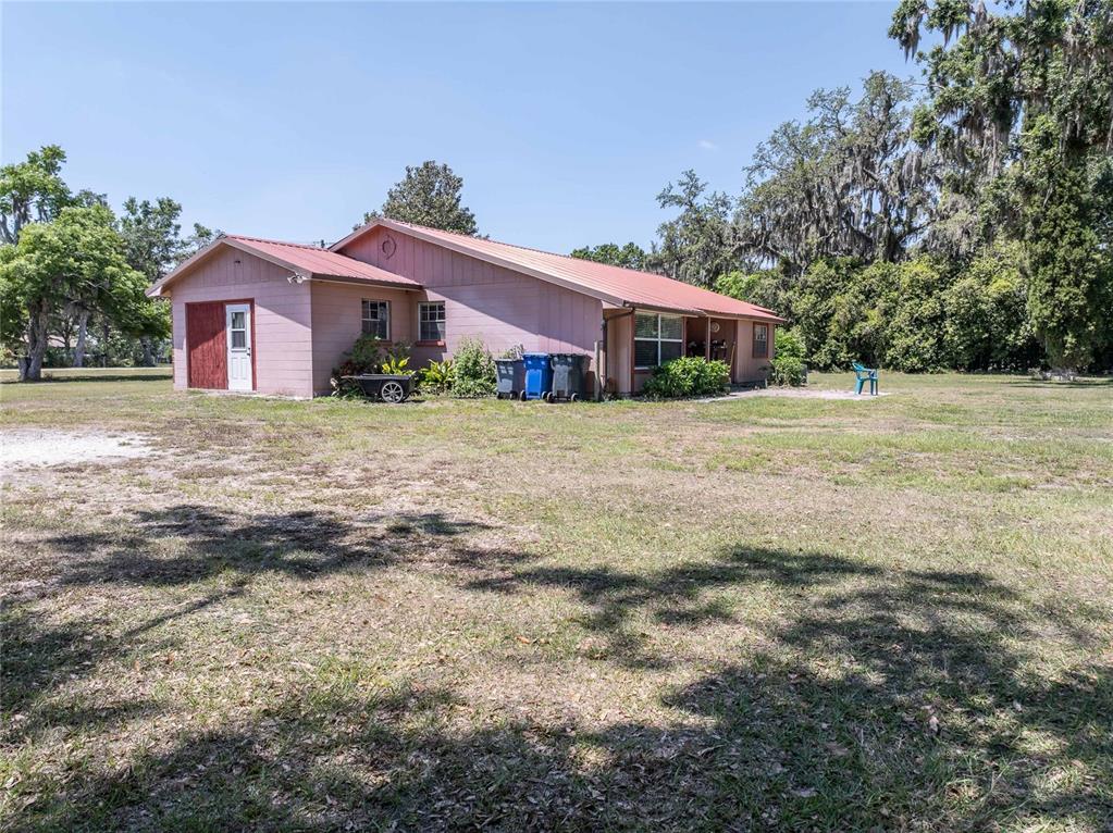 18818 Dorman Road Lithia, FL 33547 - Photo 6 of 50 Gallery Image 6