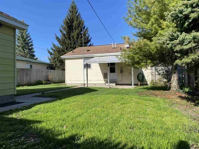 2017 Marsac Street Bay City, MI 48708 - Photo 2 of 15