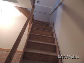 141 Forest Lane Tryon, NC 28782 - Photo 4 of 12 Gallery Image 4