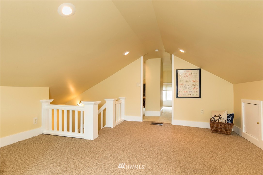 422 Pelly Avenue North Renton, WA 98057 - Photo 15 of 25