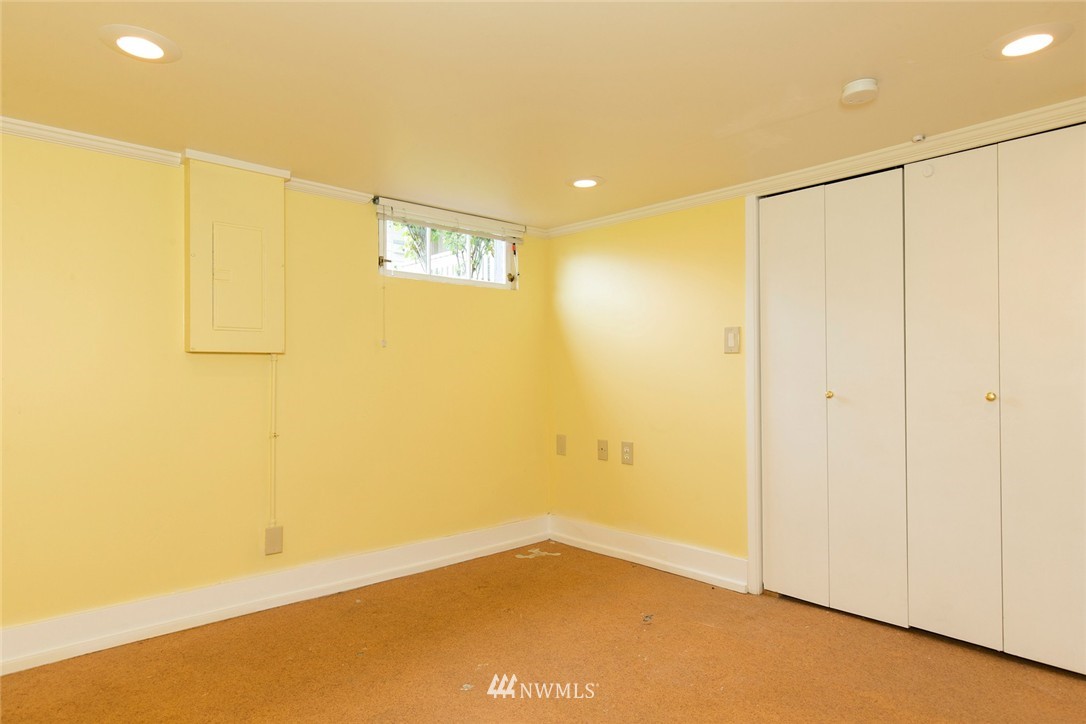 422 Pelly Avenue North Renton, WA 98057 - Photo 18 of 25