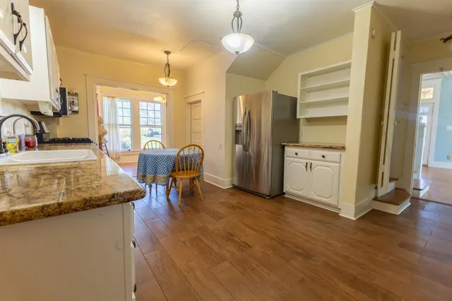 $299,999 | 1115 Austin Street, Coleman, TX 76834