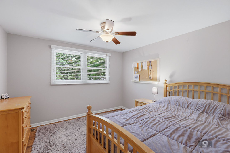 619 East Bauer Road Naperville, IL 60563 - Photo 18 of 27