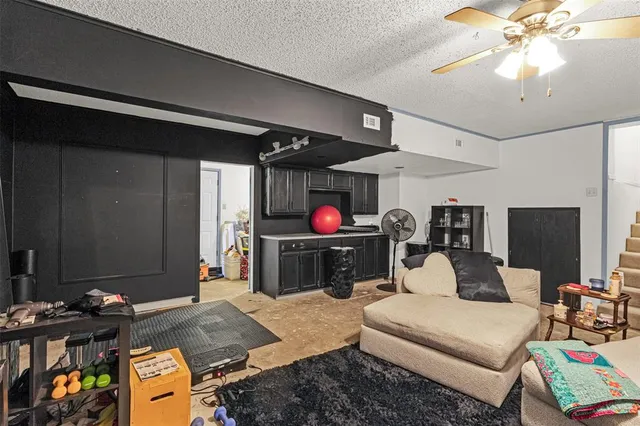 $350,000 | 7521 Yolanda Drive, Fort Worth, TX 76112