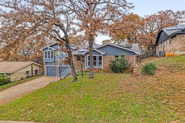 $350,000 | 7521 Yolanda Drive, Fort Worth, TX 76112