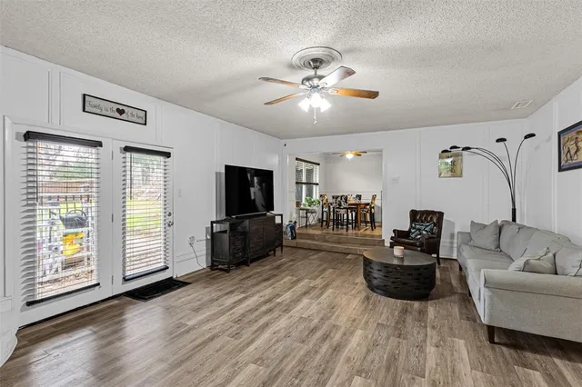 $350,000 | 7521 Yolanda Drive, Fort Worth, TX 76112