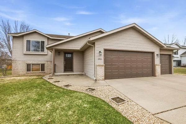 $329,900 | 1816 Tyler Path, St. Cloud, MN 56301