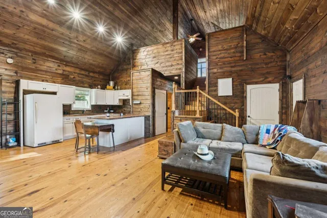 $1,900,000 | 1251 Bar T Ranch Road, Talking Rock, GA 30175