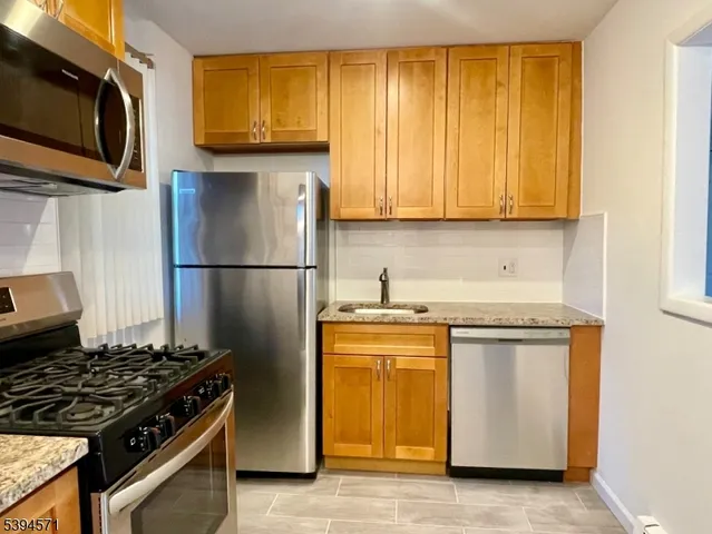 $2,000 | 6 River Road, Unit K, Nutley, NJ 07110