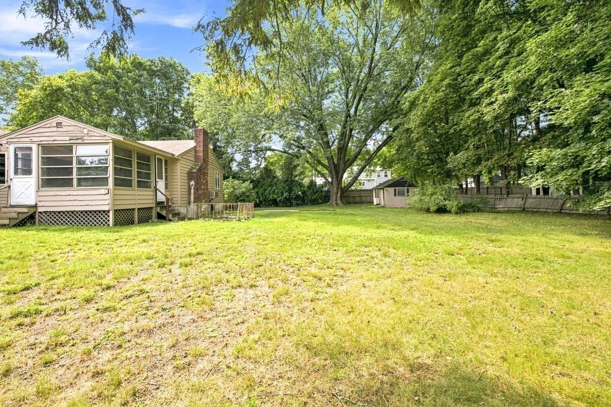 8 Charlesgate Road Walpole, MA 02081 - Photo 6 of 36 Gallery Image 6