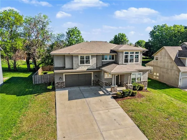 $525,000 | 12204 Pebble Beach Drive, Kansas City, KS 66109