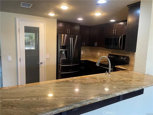 $3,250 | 22570 Bass Place, Canyon Lake, CA 92587