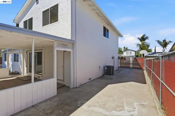 $595,000 | 1940 Mc Peak Court, Tracy, CA 95376