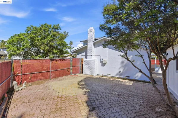 $595,000 | 1940 Mc Peak Court, Tracy, CA 95376